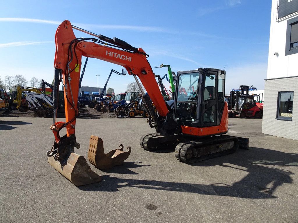 Hitachi ZX65USB-5A