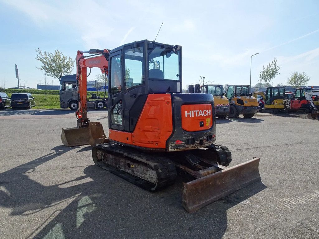 Hitachi ZX65USB-5A