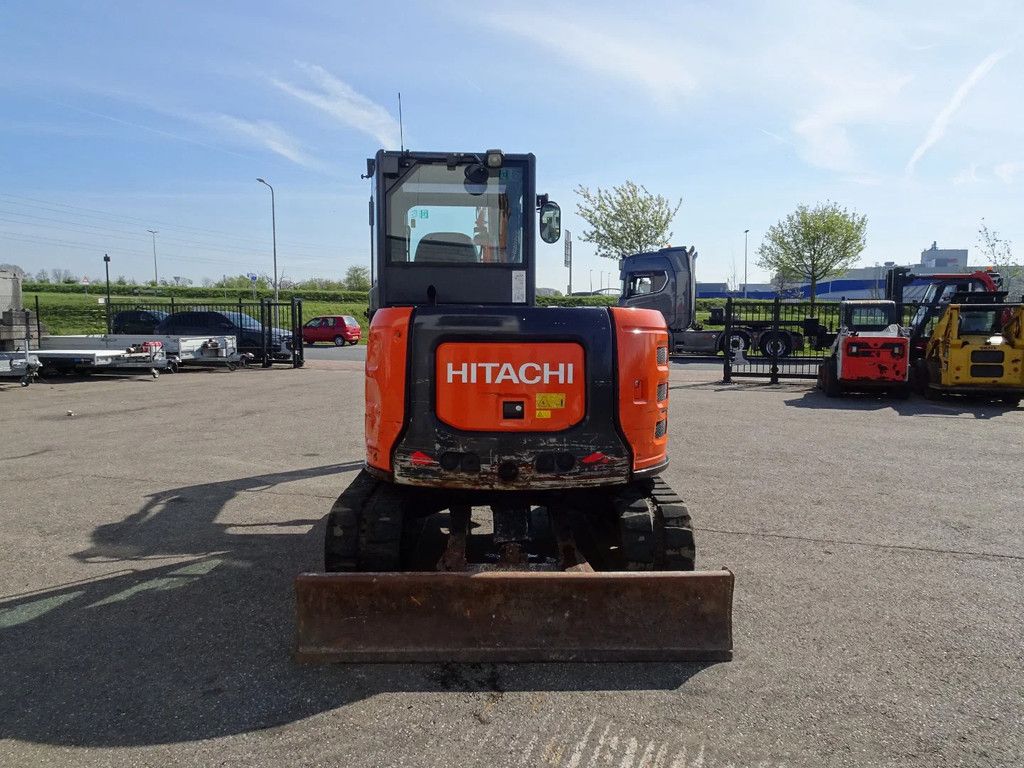 Hitachi ZX65USB-5A