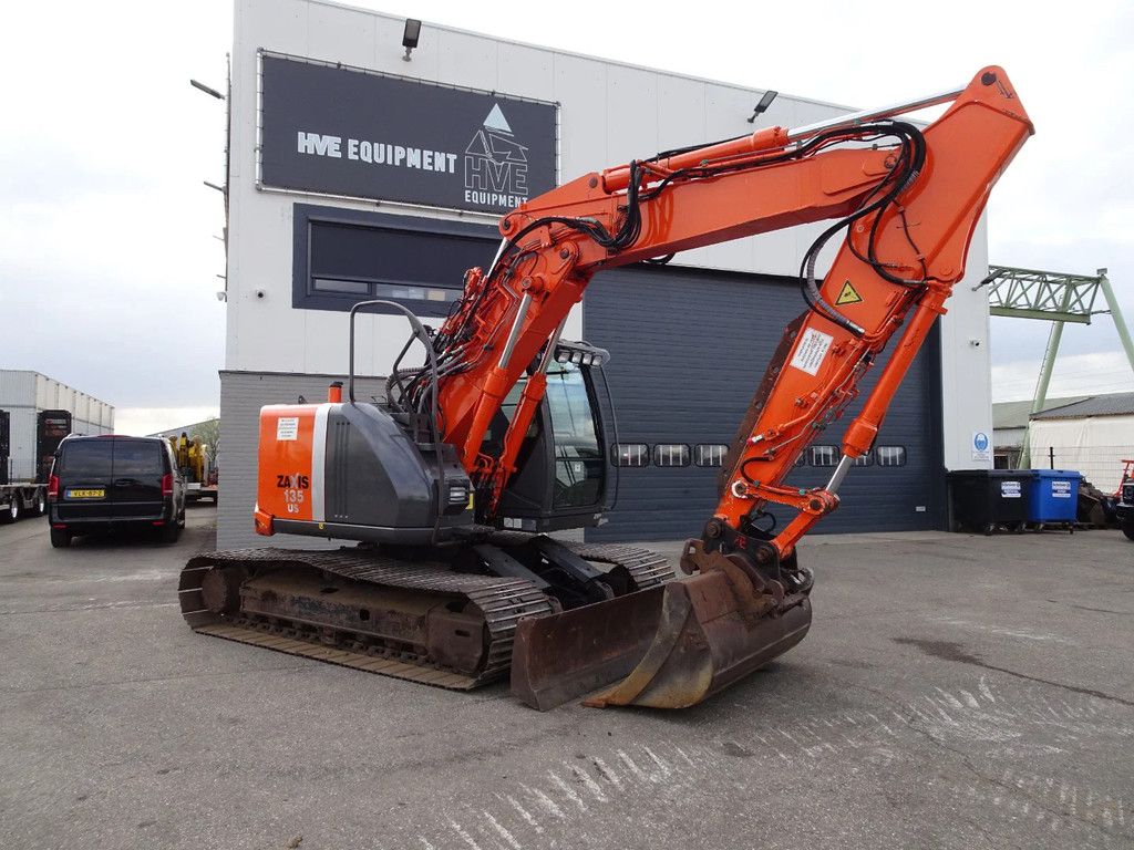 Hitachi ZX135US-3