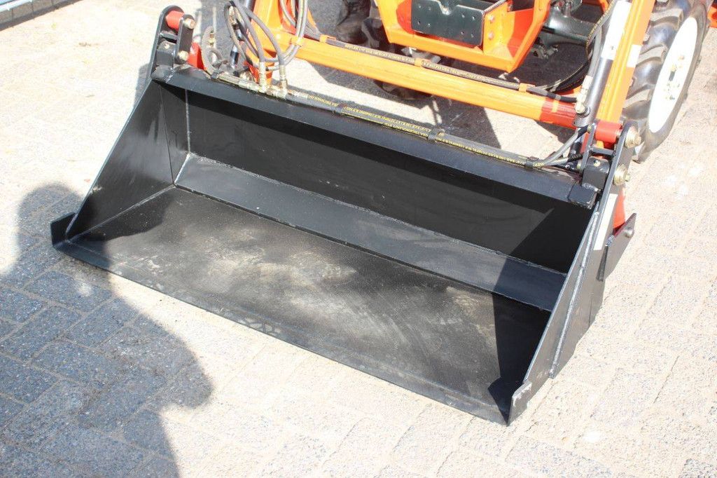 Kubota B1702 Diesel-Kleintraktor 17 PS mit Frontlader (Neu)