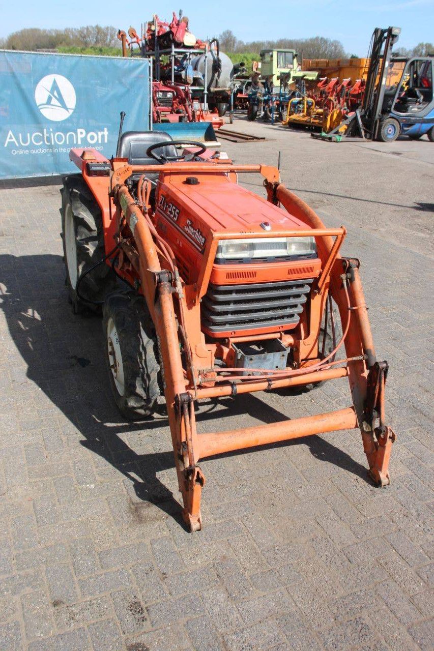 Kubota ZL1-255 Mini Tractor Diesel 24 hp with front loader