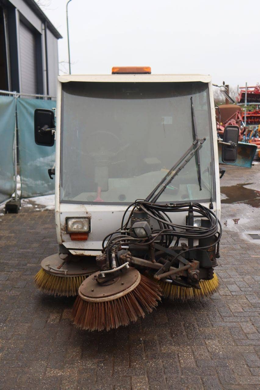 Tennant A60 Diesel Sweeper 2006