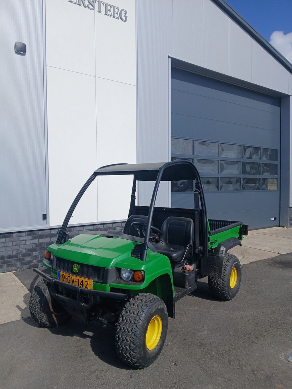 John Deere Gator 4x4 HPX