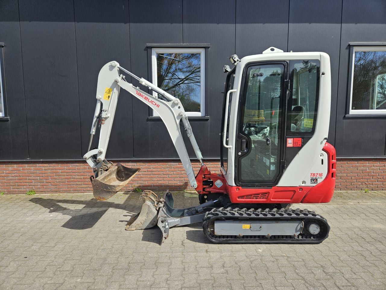 Takeuchi TB216
