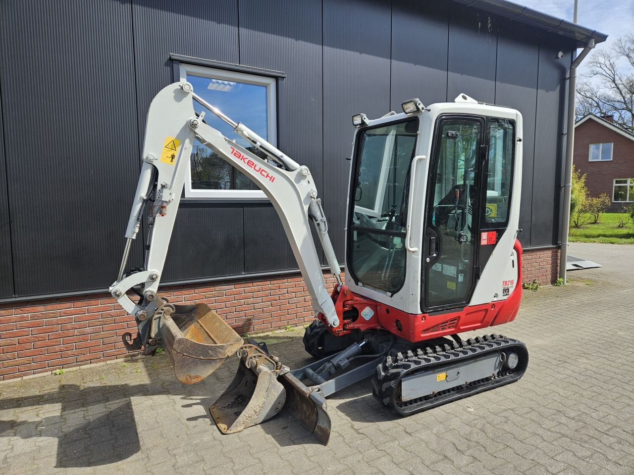 Takeuchi TB216