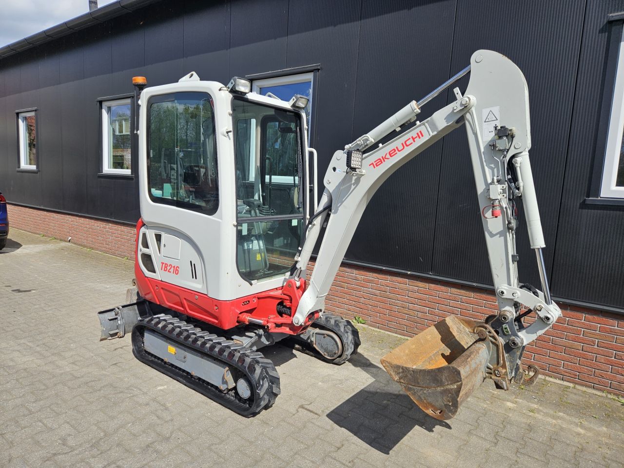 Takeuchi TB216