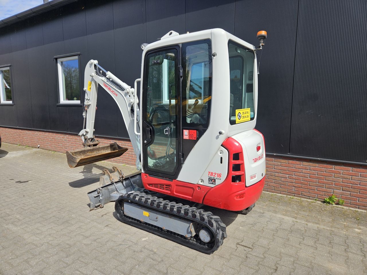 Takeuchi TB216