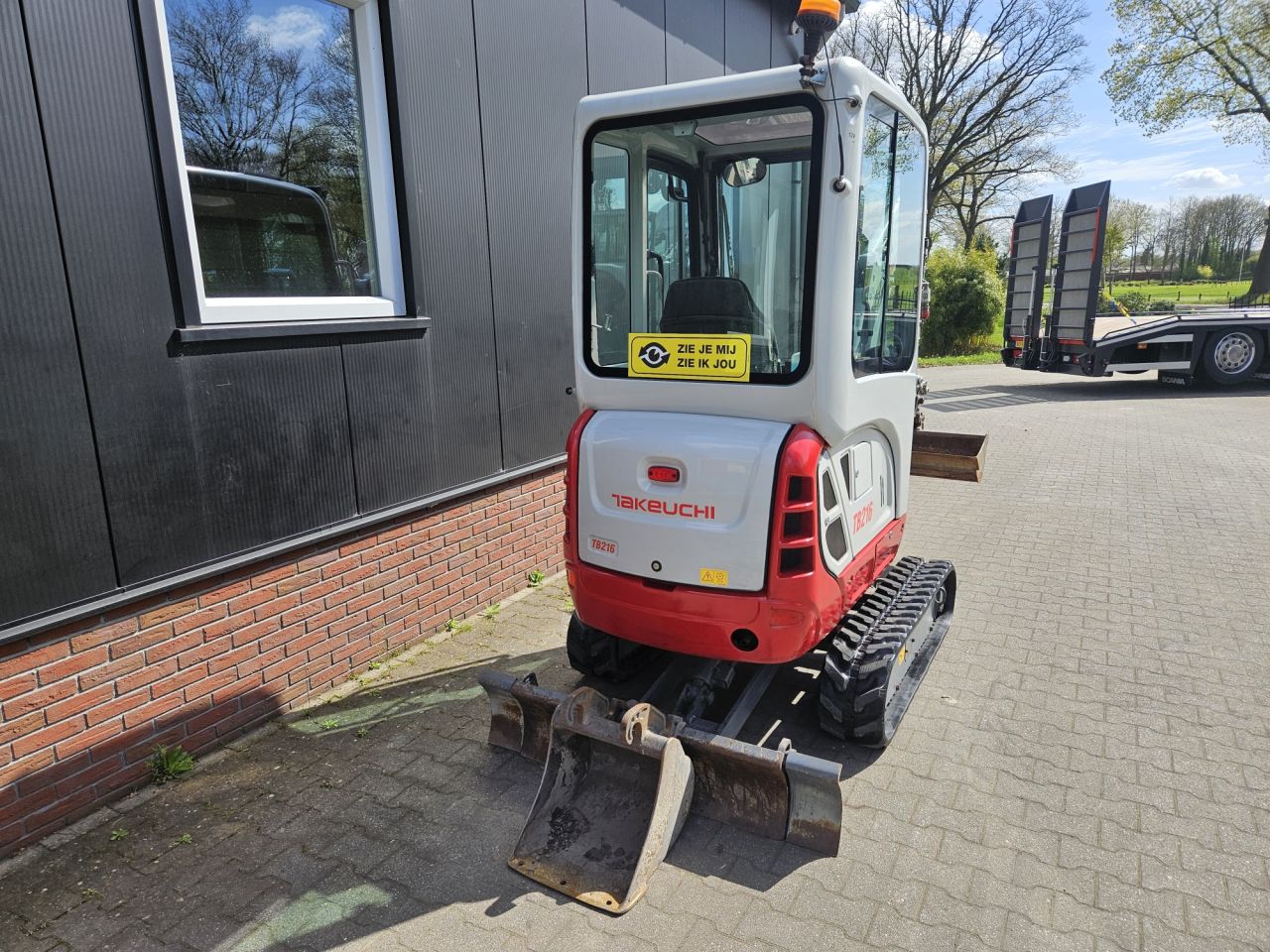 Takeuchi TB216