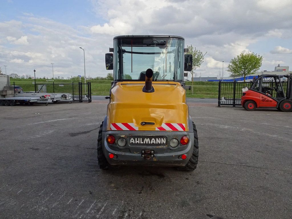 Ahlmann AX1000