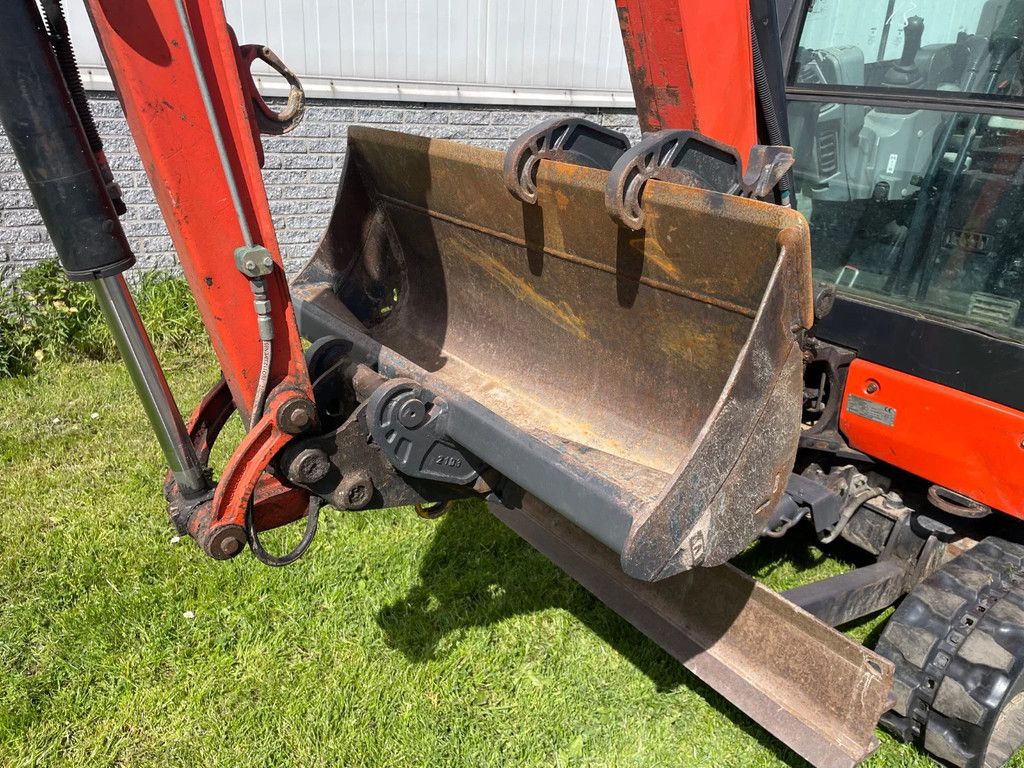 Kubota KX019-4 graafmachine CW05