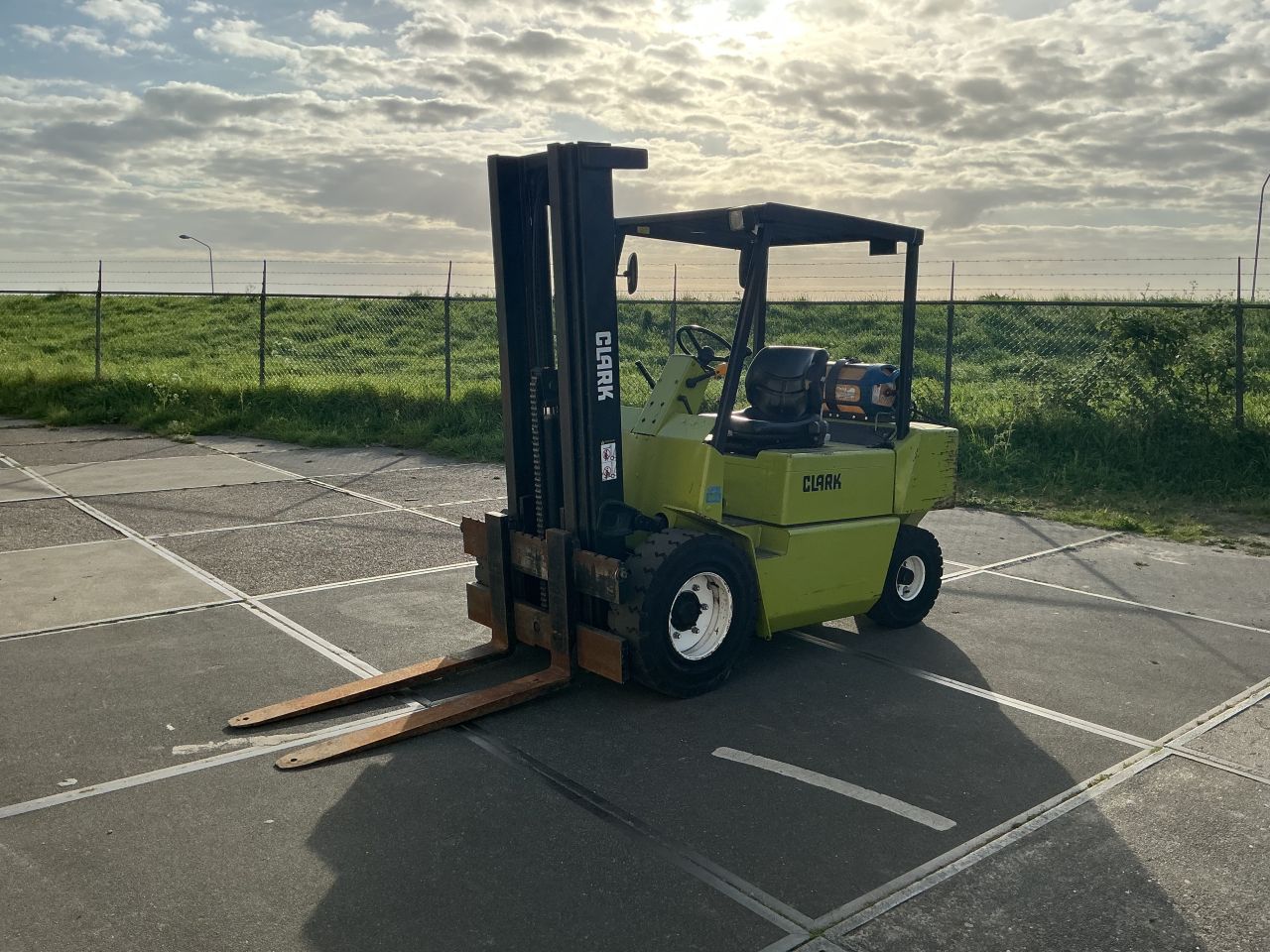 Te koop Clark GPM 30 L LPG