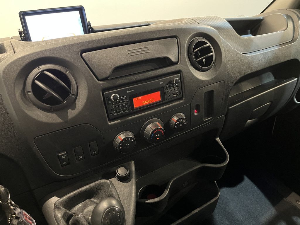 Renault Master 2.3 dCi L4 DL 164 PK Bakwagen / Dhollandia Laadklep / Meubelbak / Euro 6 / Dubbel Lucht / Camera / Airco / Cruise Control / Navigatie / 3-Zits