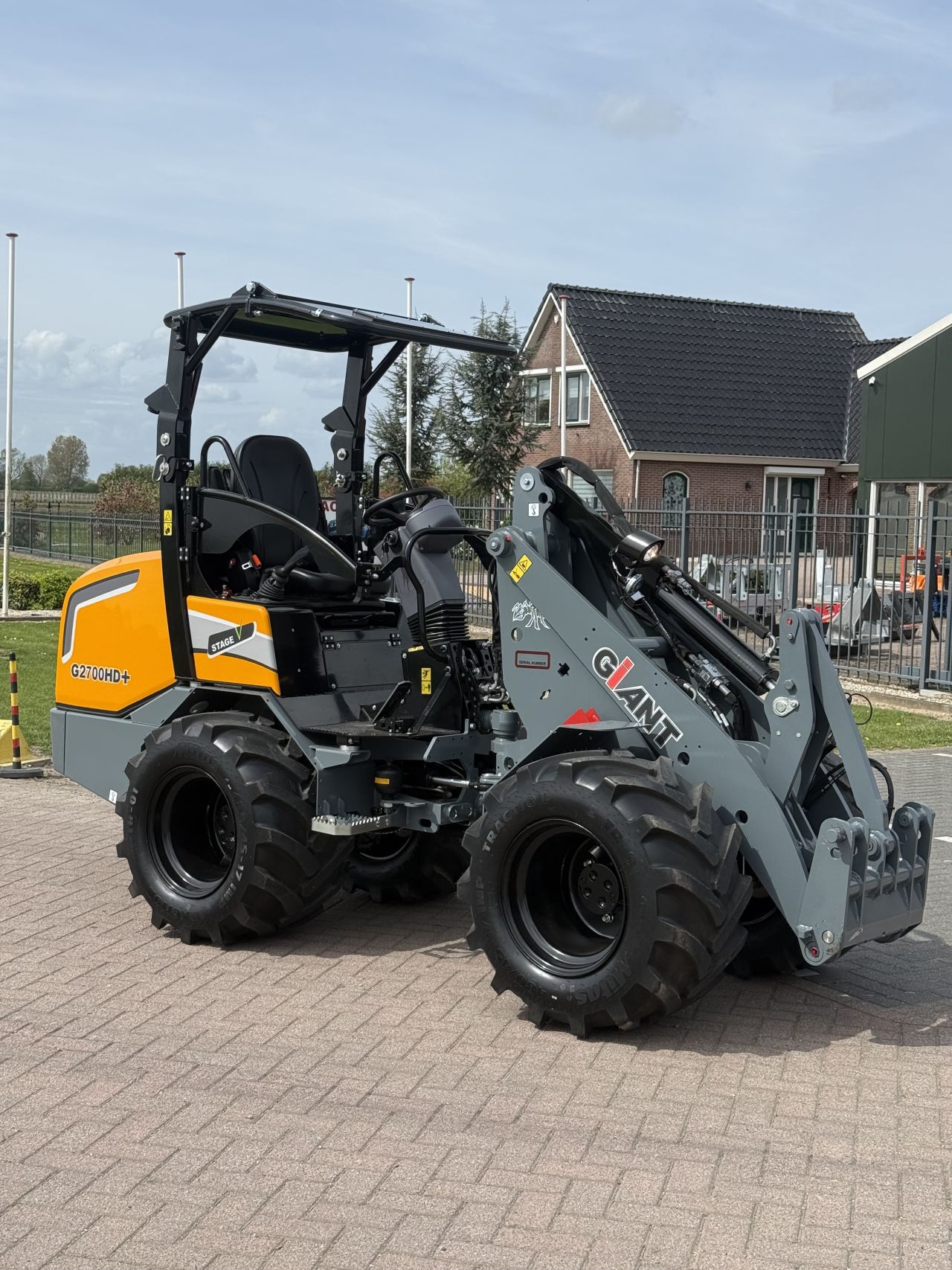 Giant g2700hd+ nieuw 2026!