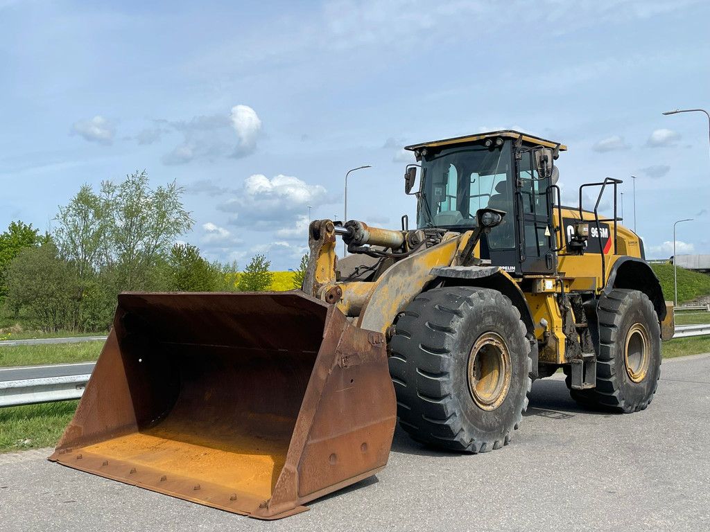 Caterpillar 966M