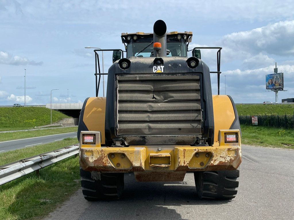 Caterpillar 966M