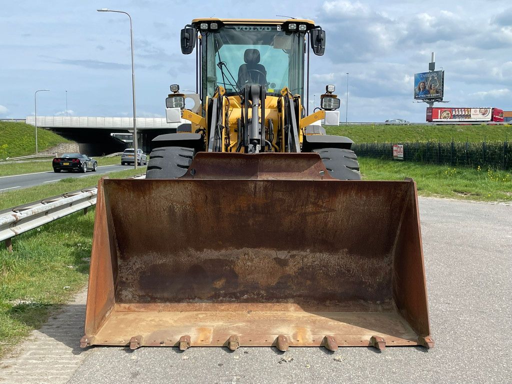 Volvo L90H