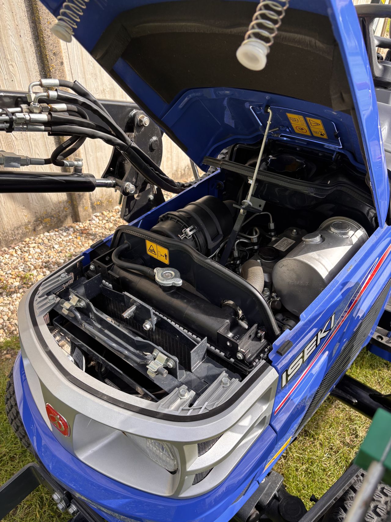 Iseki TM3217 nieuwstaat + grondbak en mestriek - NL kenteken