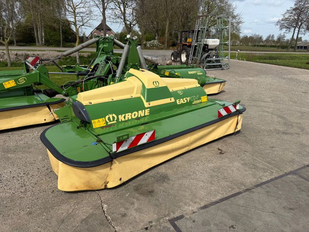 Krone Triple maaier Easycut B 870 CV & 320 CV Kneuzer schijvenmaaier