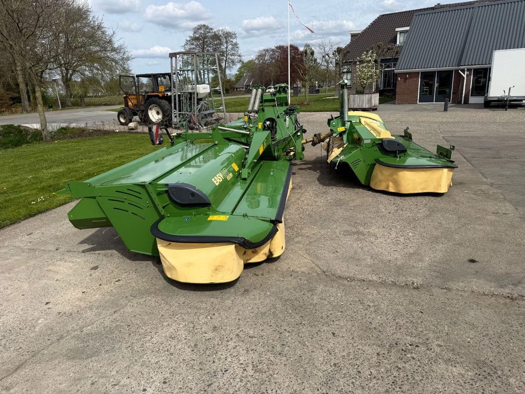 Krone Triple maaier Easycut B 870 CV & 320 CV Kneuzer schijvenmaaier