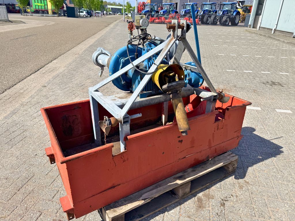 Bauer F IV 80 Waterpomp