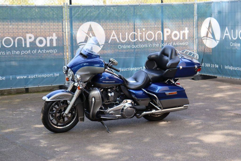 Motorcycle Harley-Davidson Electra Glide Ultra Petrol 2017