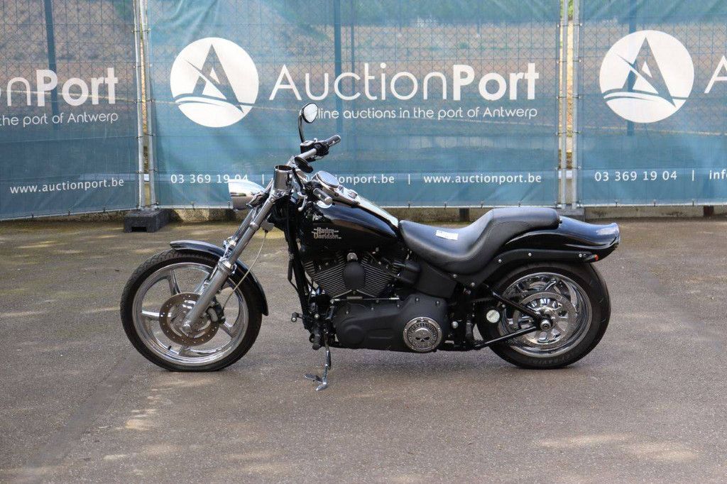 Motorcycle Harley-Davidson Night Train Softrail Petrol 2008