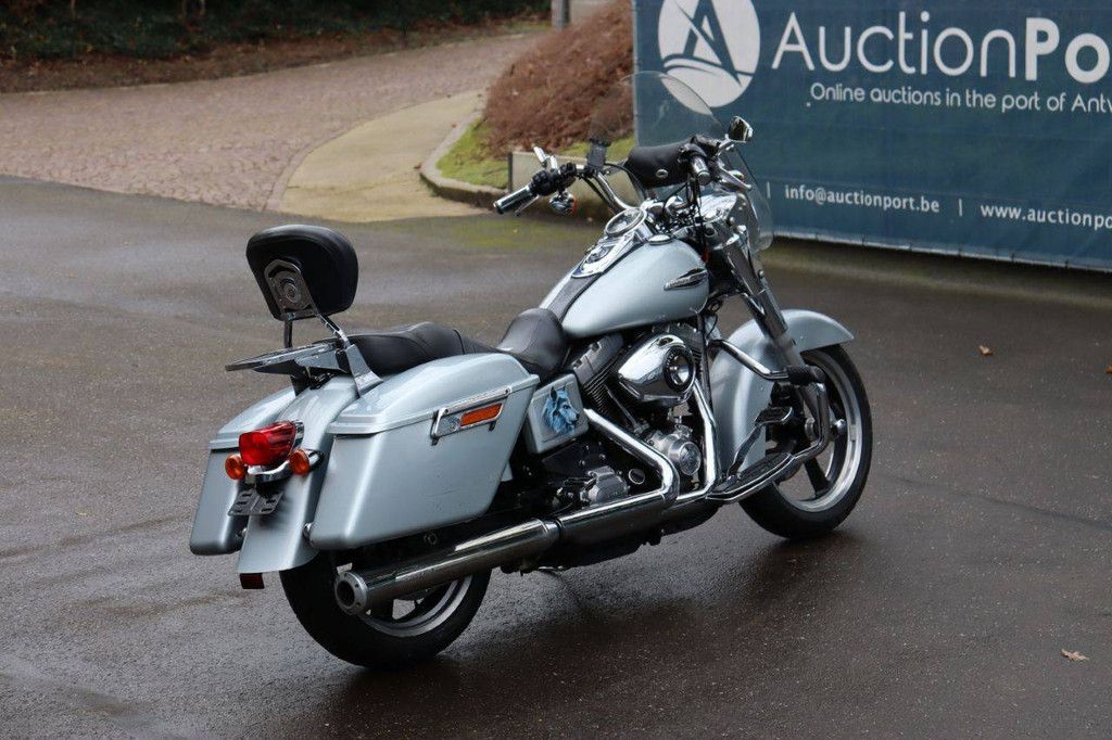 Motorcycle Harley Davidson Dyna Switchback Petrol 2011