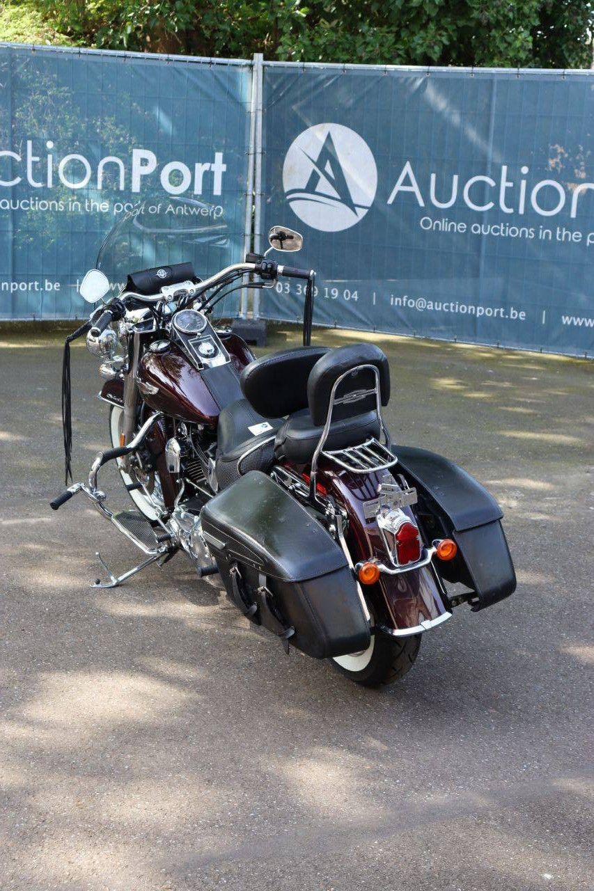 Harley-Davidson Softrail Deluxe Petrol Motorcycle 2005