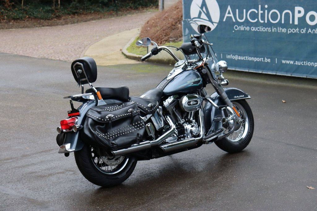 Motorcycle Harley Davidson Heritage Softail Classic Petrol 2015