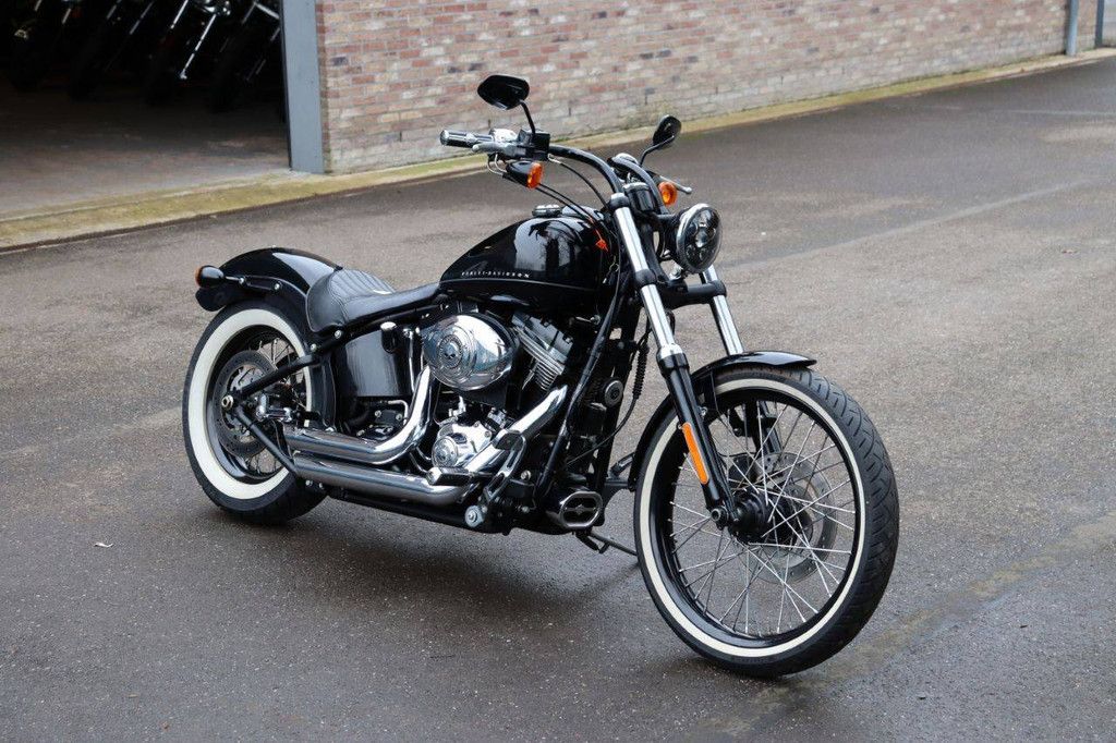 Motorcycle Harley-Davidson FXS Blackline Petrol 2011
