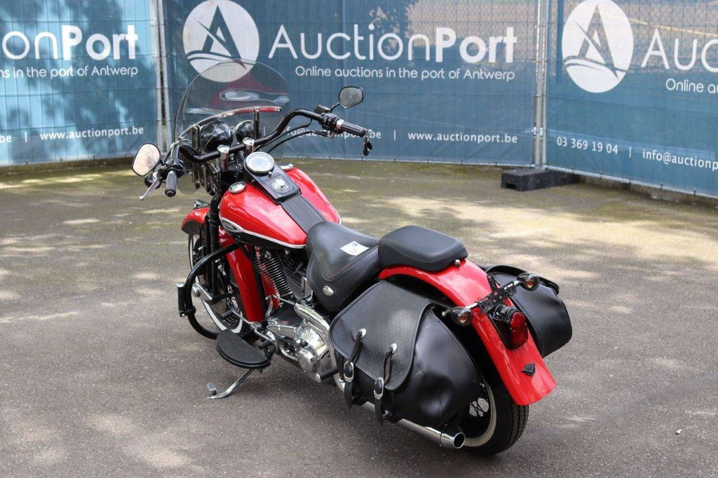 Motorcycle Harley-Davidson Springer Classic Petrol 2005 (Margin)