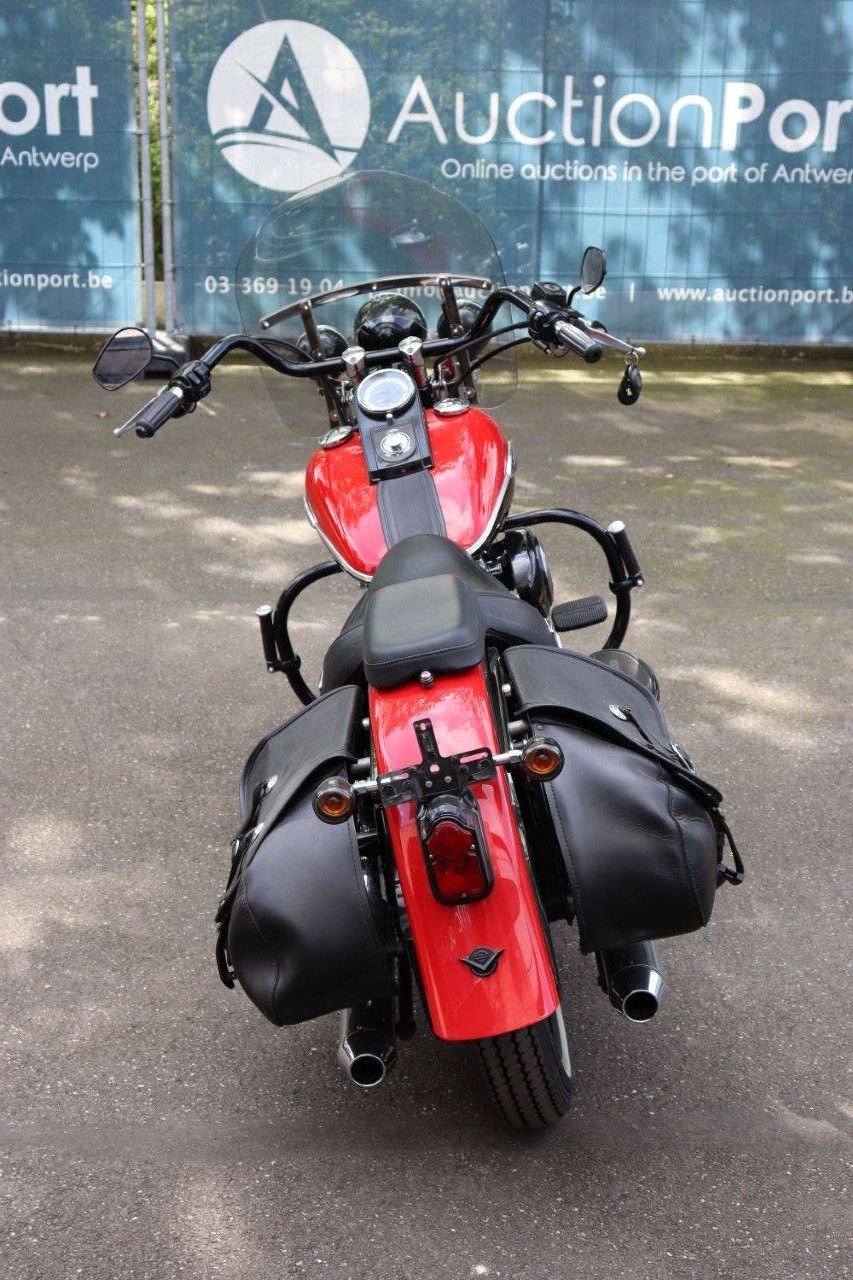 Motorcycle Harley-Davidson Springer Classic Petrol 2005 (Margin)