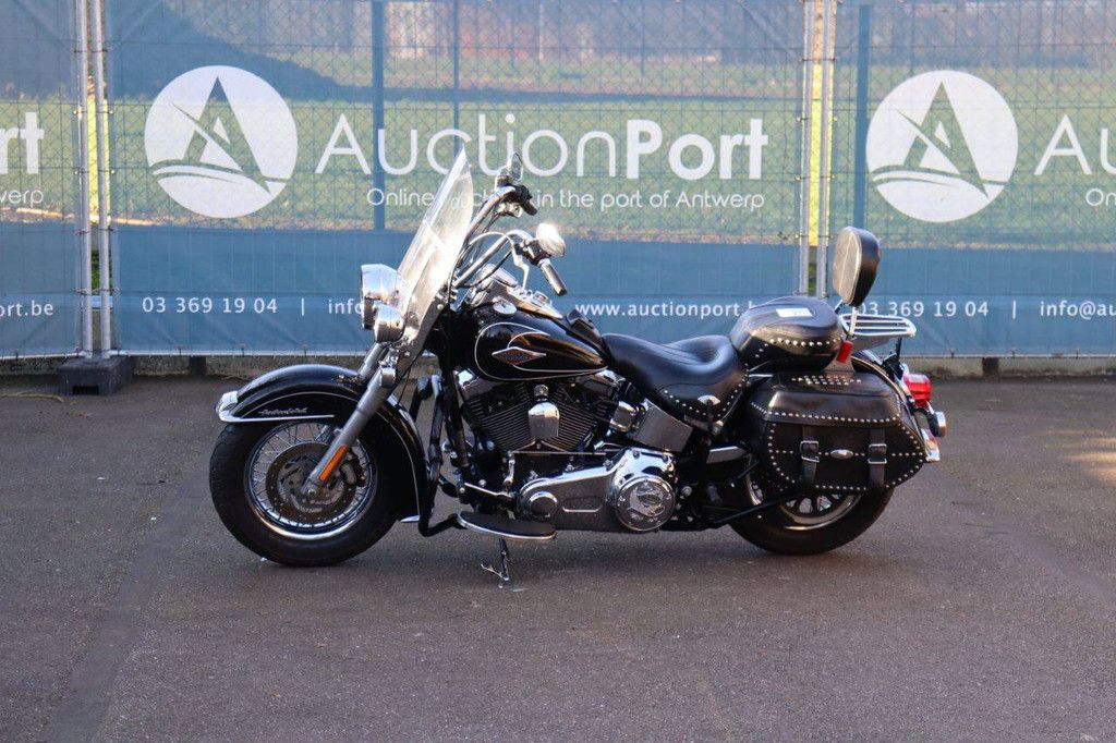 Motorcycle Harley-Davidson Heritage Softail Classic Petrol 2013