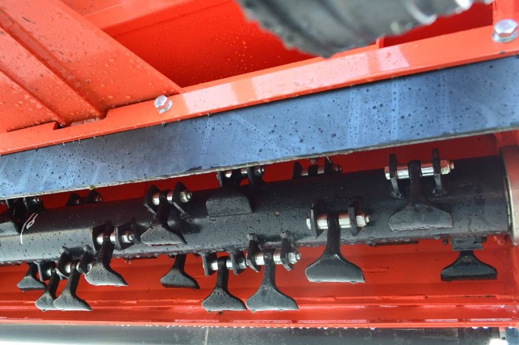 Boxer High 165 klepelmaaier met opvang, hooglosser