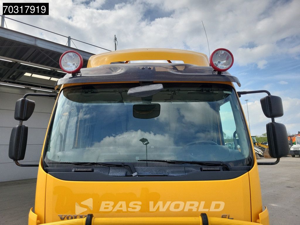 Volvo FL FL 260 4X2 14t 7 Mtrs Chassis Full Air Euro 5