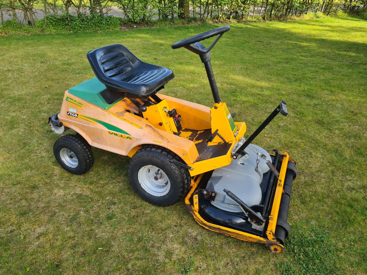 Stiga villa frontmaaier mulch maaier mulchmaaier.
