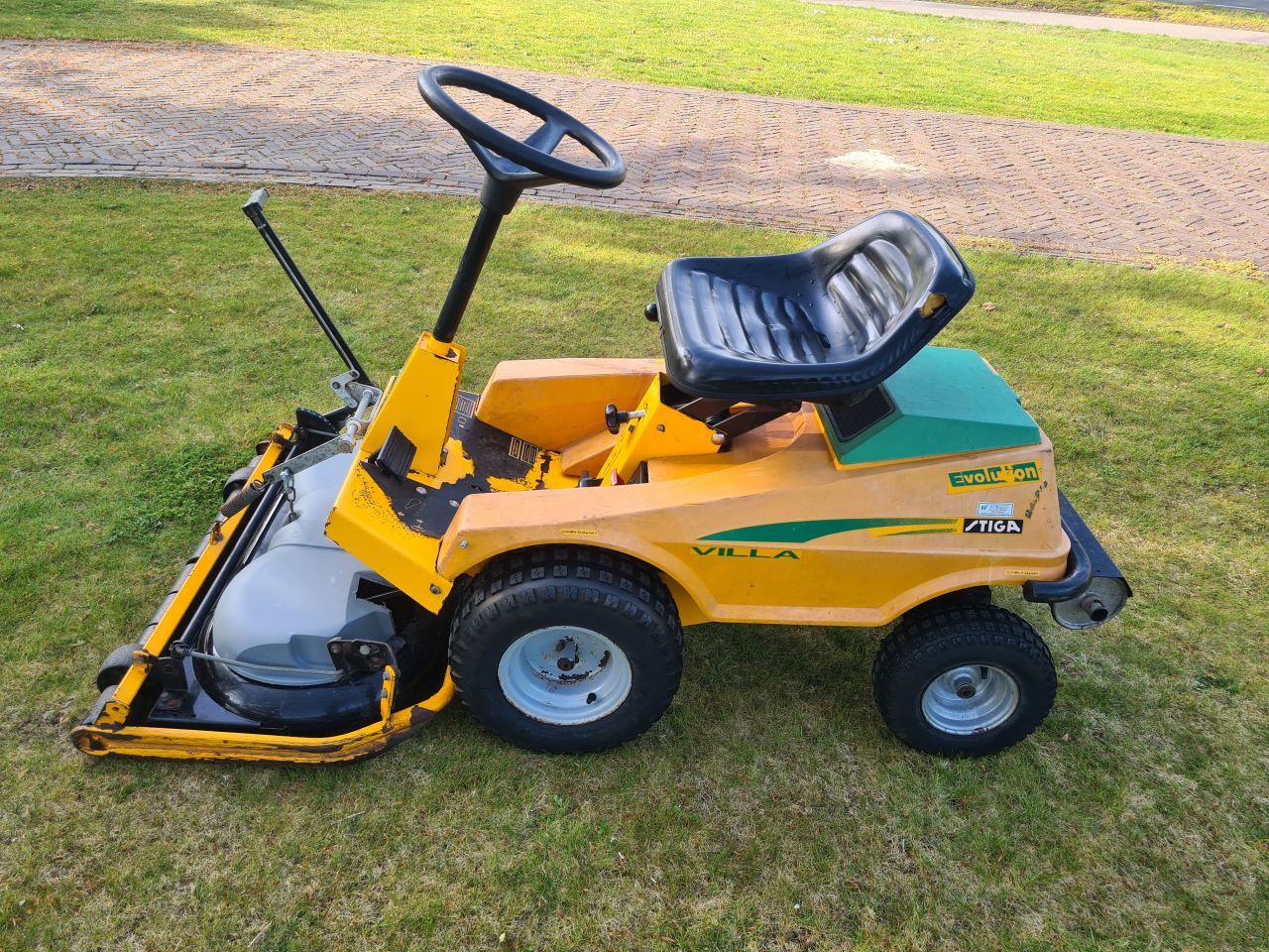 Stiga villa frontmaaier mulch maaier mulchmaaier.