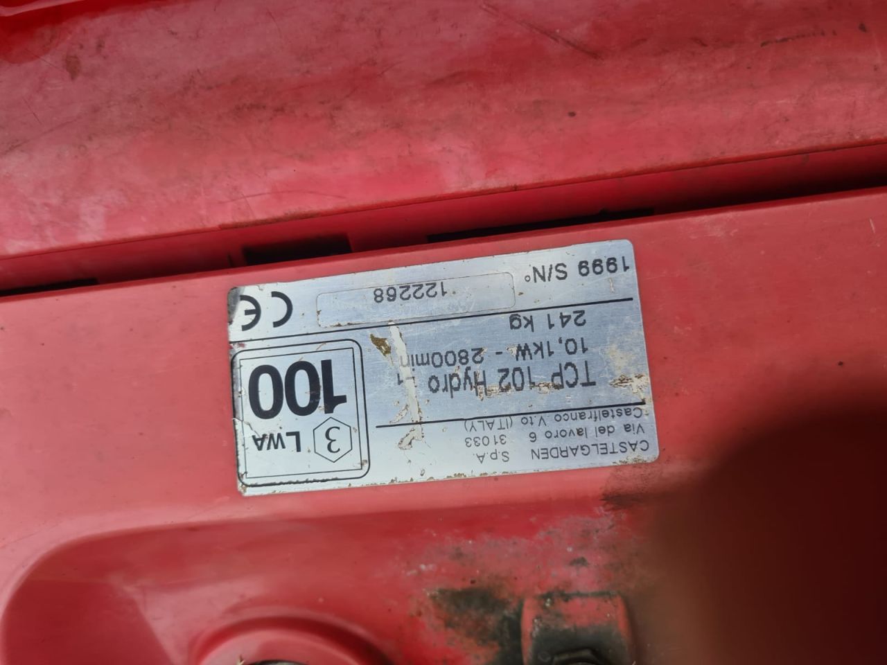 Castel Garden zitmaaier met opvangvak opknapper.