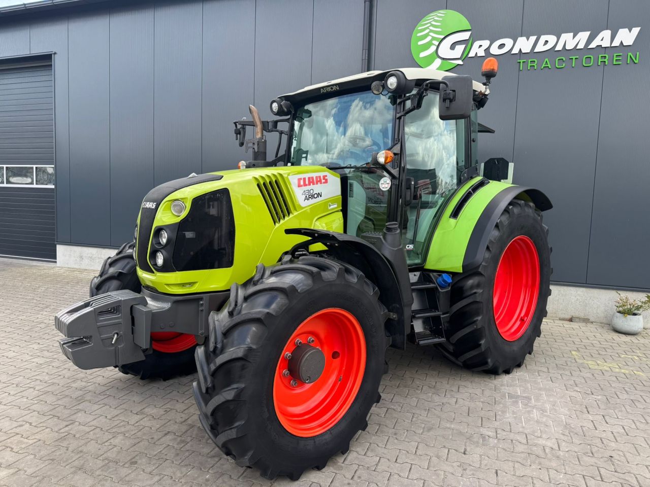 Claas Arion 430 Cis