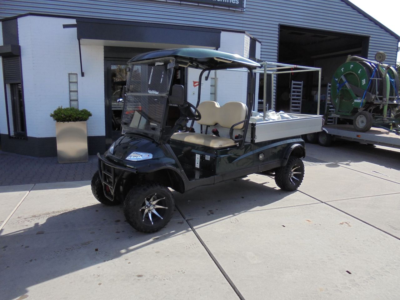 Zodiac golfcar