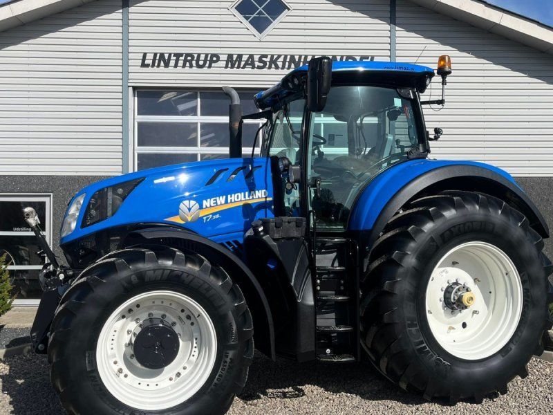 New Holland T7.315 Med frontlift