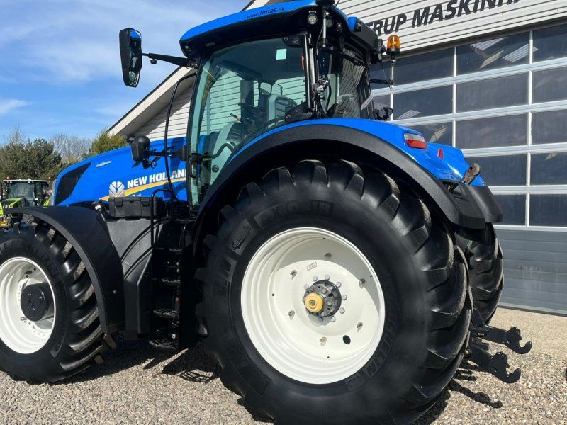New Holland T7.315 Med frontlift