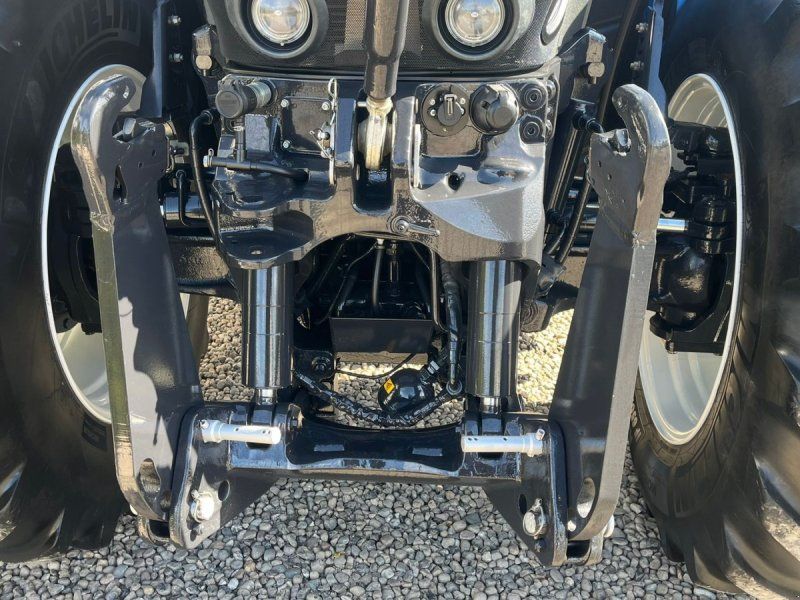 New Holland T7.315 Med frontlift