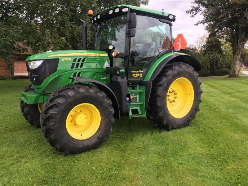 John Deere 6130R AutoPowr, AutoTrac