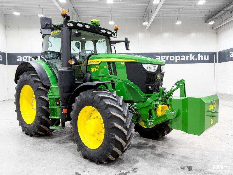 John Deere 6R 195