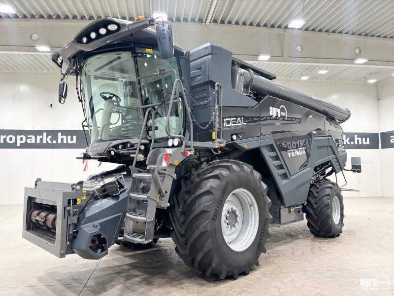Fendt Ideal 9 PL 4WD rotary  with 9.1 m 7030 draper header and