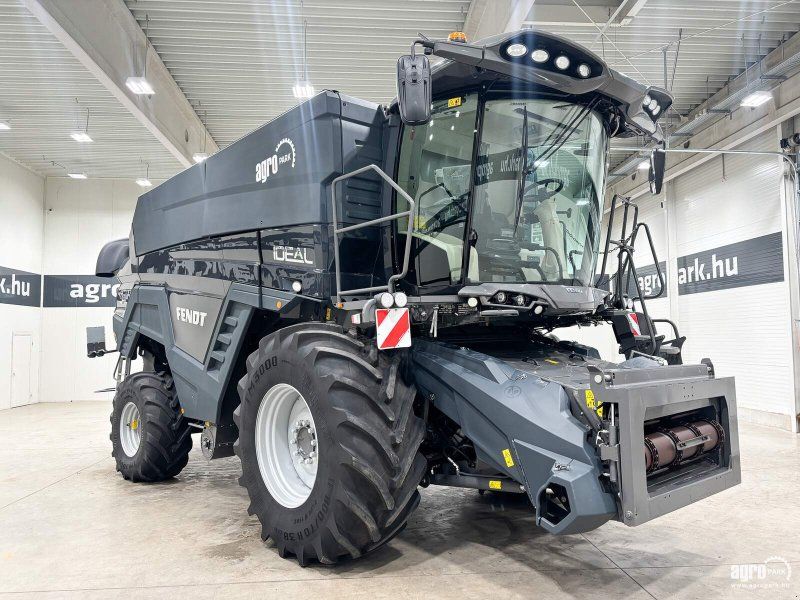 Fendt Ideal 9 PL 4WD rotary  with 9.1 m 7030 draper header and