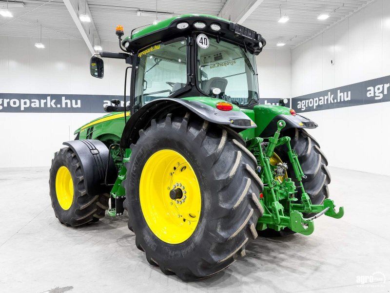 John Deere 8310R 16/5 Powershift, ILS, Active Seat, air brakes, SF3000 Auto