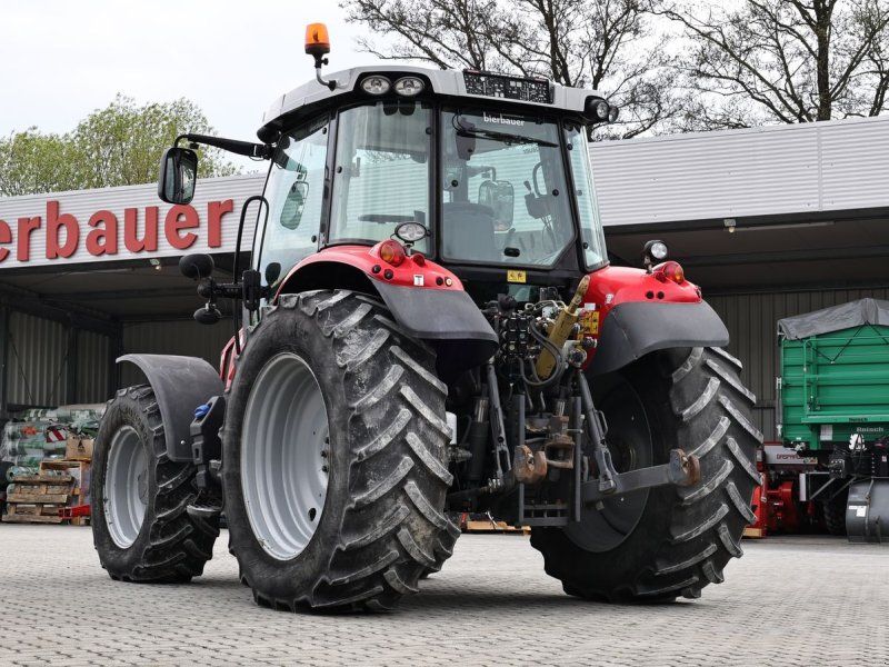Massey Ferguson 5611 Dyna-6 Efficient